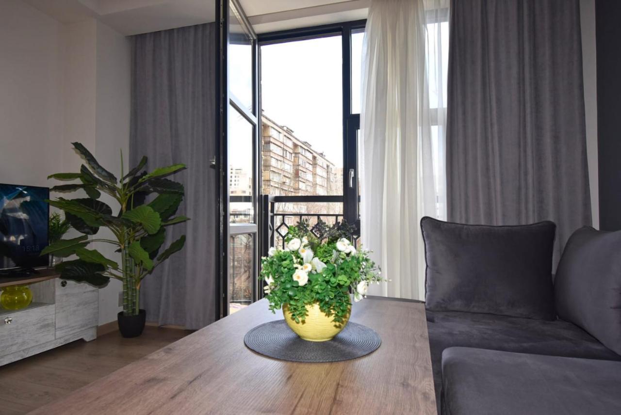 Home4You City Center Apartments Jerevan Exteriér fotografie